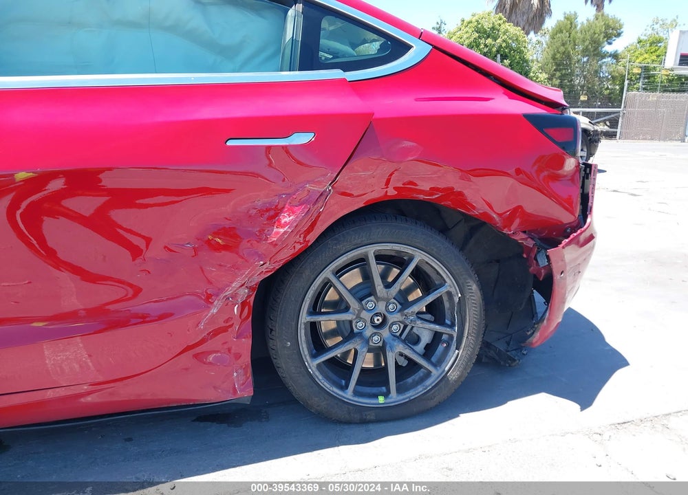 2019 TESLA MODEL 3 VIN: 5YJ3E1EAXKF422707