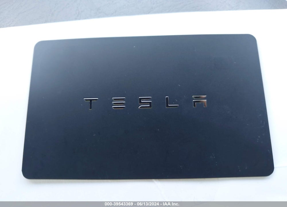 2019 TESLA MODEL 3 VIN: 5YJ3E1EAXKF422707