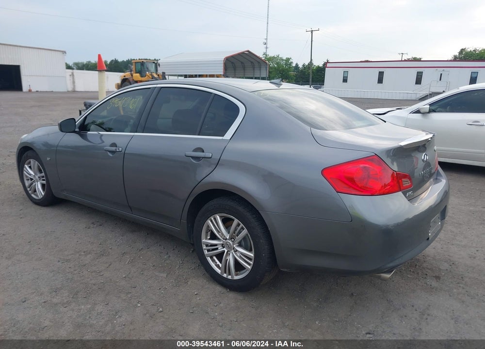 2015 INFINITI Q40 VIN: JN1CV6AR3FM523662