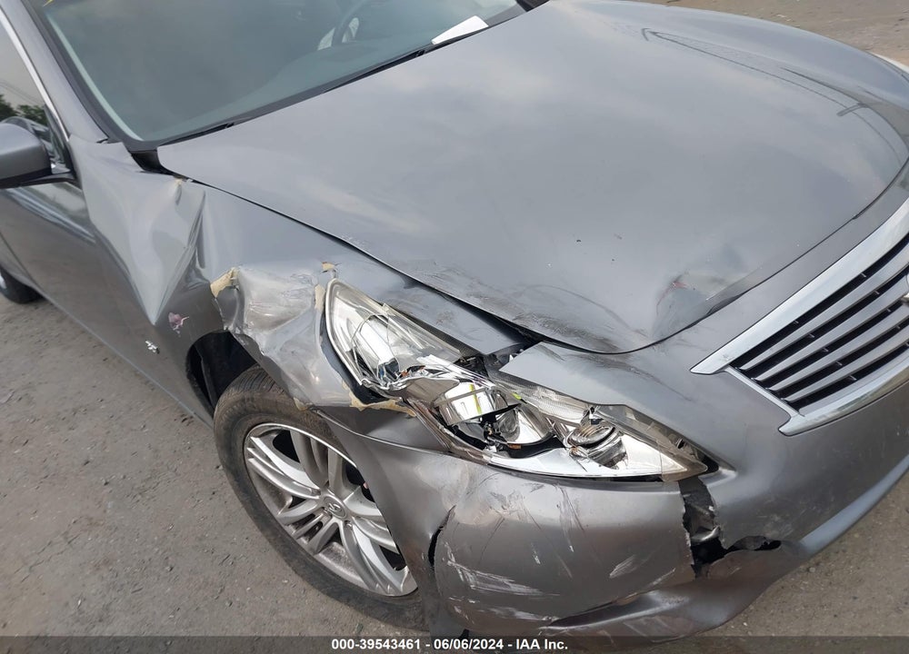2015 INFINITI Q40 VIN: JN1CV6AR3FM523662