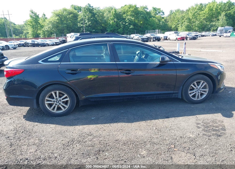 2015 HYUNDAI SONATA SE VIN: 5NPE24AF6FH193048