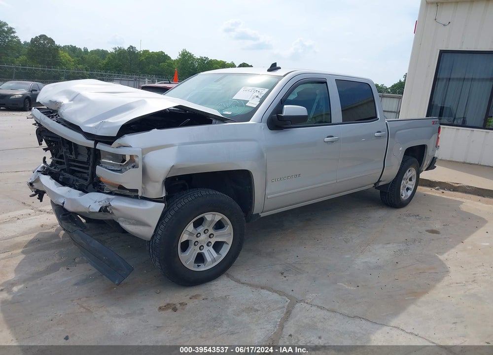 2018 CHEVROLET SILVERADO 1500 2LT VIN: 3GCUKRECXJG557255