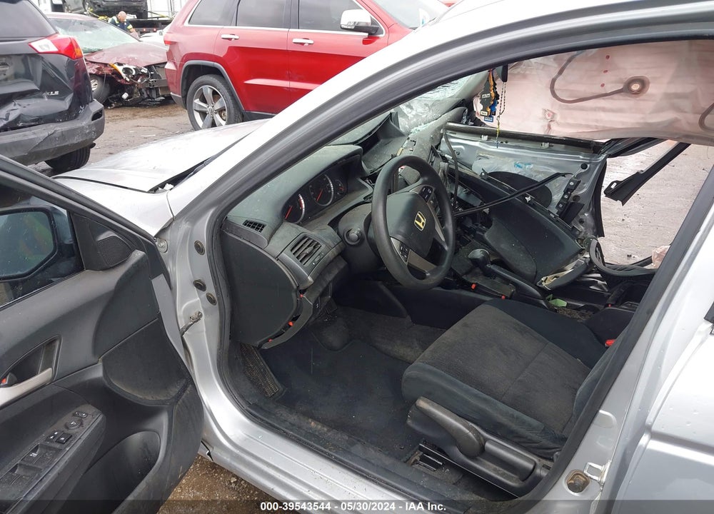 2010 HONDA ACCORD 2.4 LX VIN: 1HGCP2F37AA068380