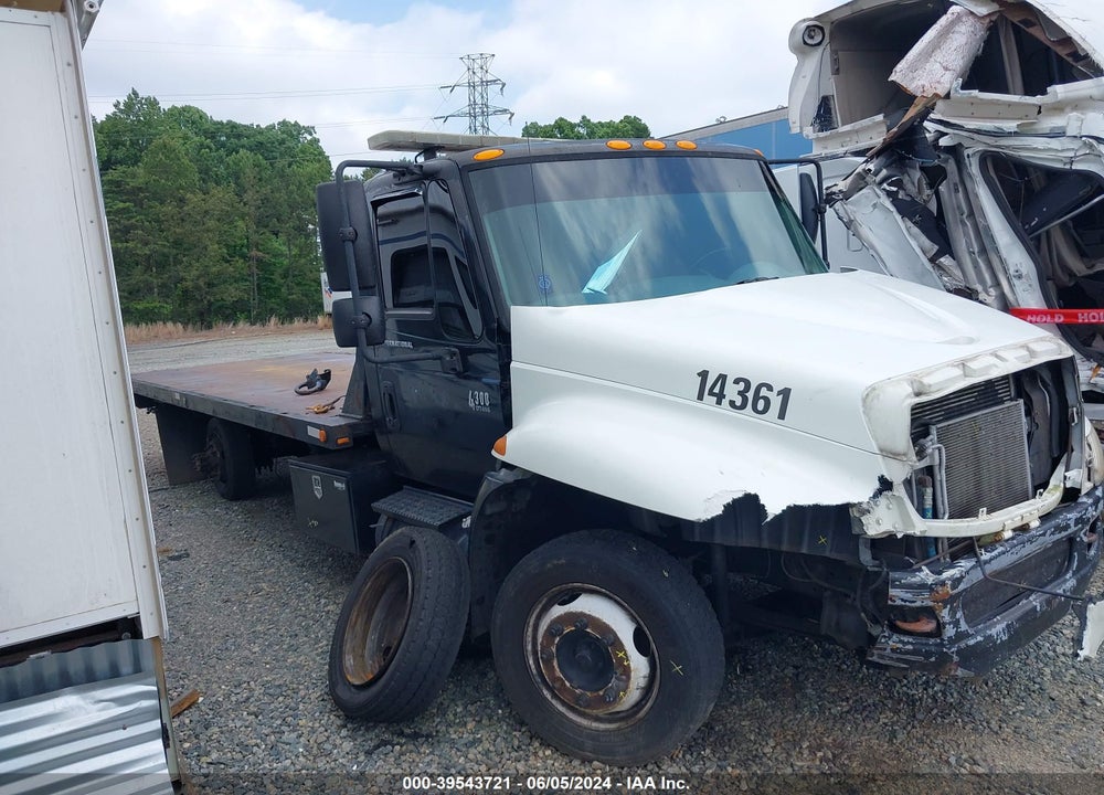 2002 INTERNATIONAL 4000 4300 VIN: 1HTMMAAM92H357021