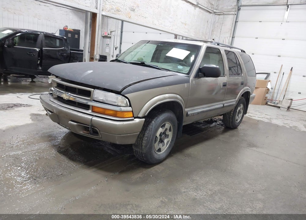 2002 CHEVROLET BLAZER LS VIN: 1GNDT13W92K182178