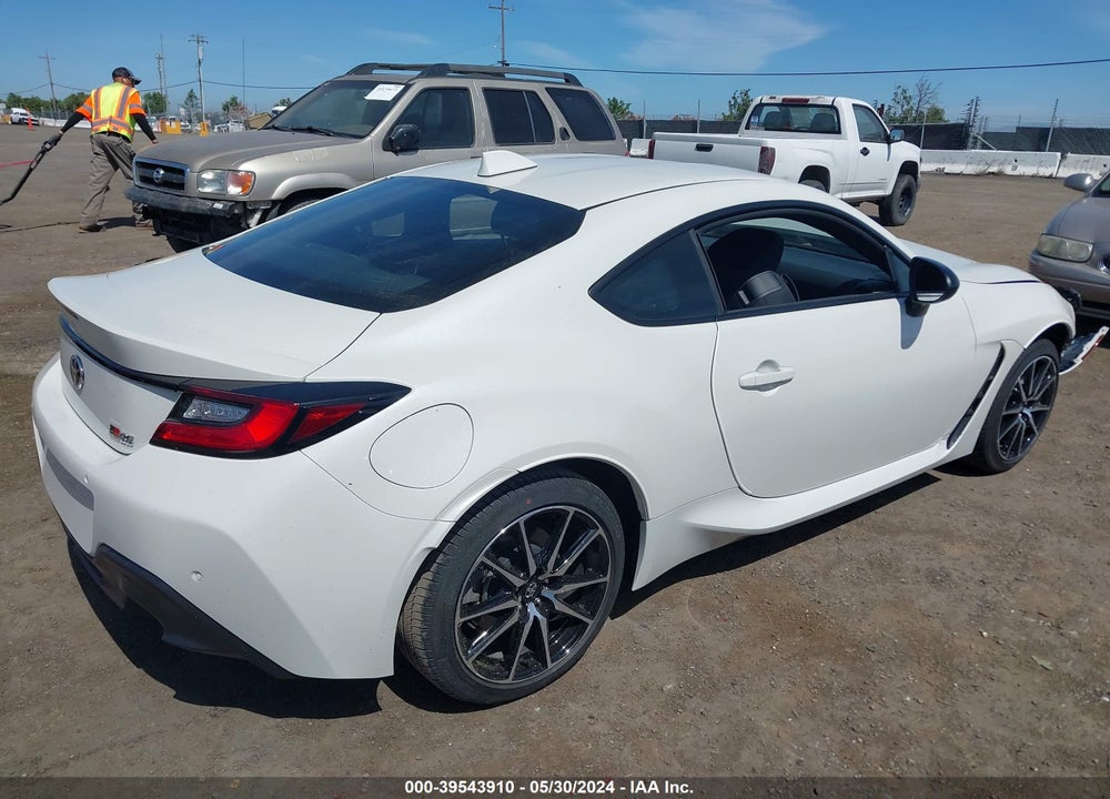 2023 TOYOTA GR86 VIN: JF1ZNBC17P8751560