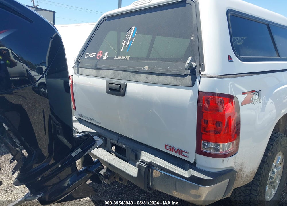2012 GMC SIERRA 3500HD SLE VIN: 1GT423C89CF186055
