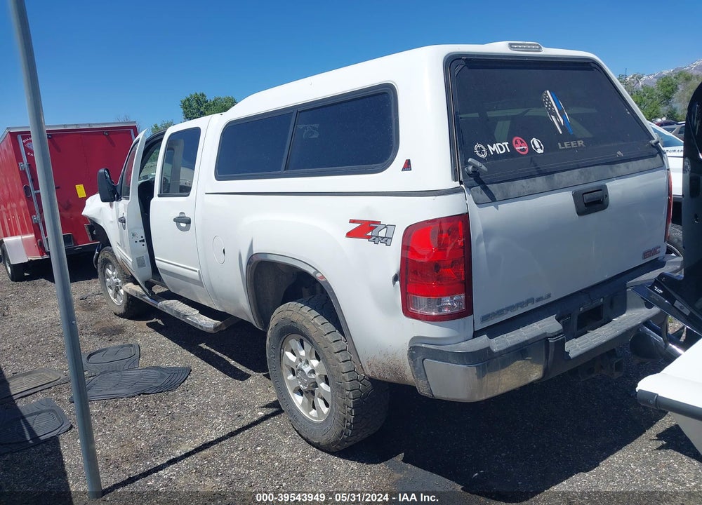 2012 GMC SIERRA 3500HD SLE VIN: 1GT423C89CF186055