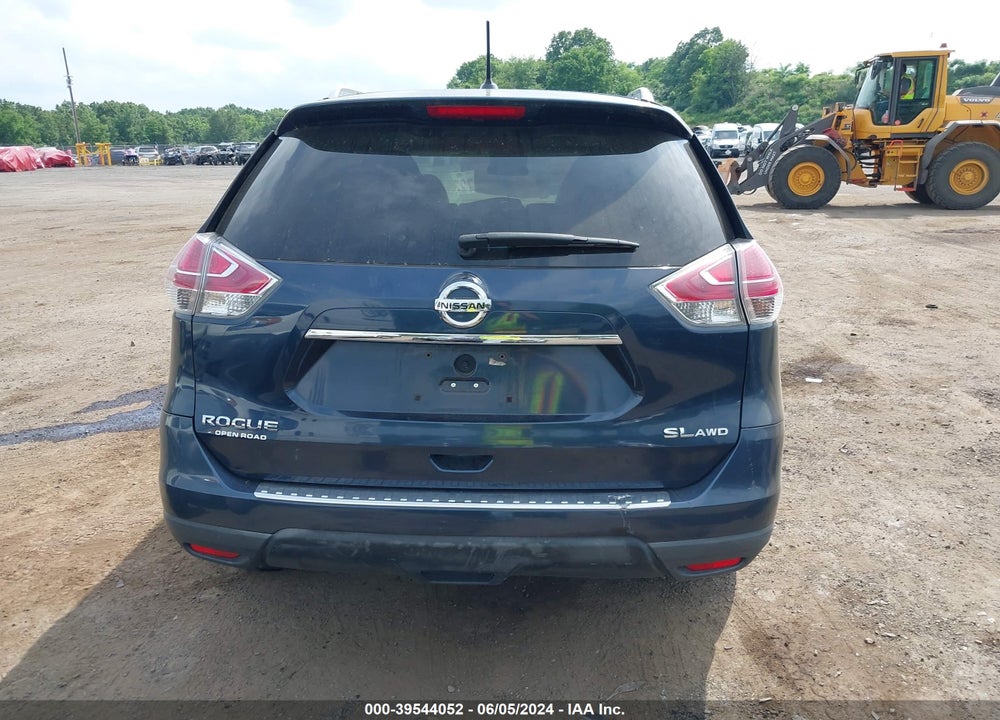 2015 NISSAN ROGUE SL VIN: 5N1AT2MV8FC781088