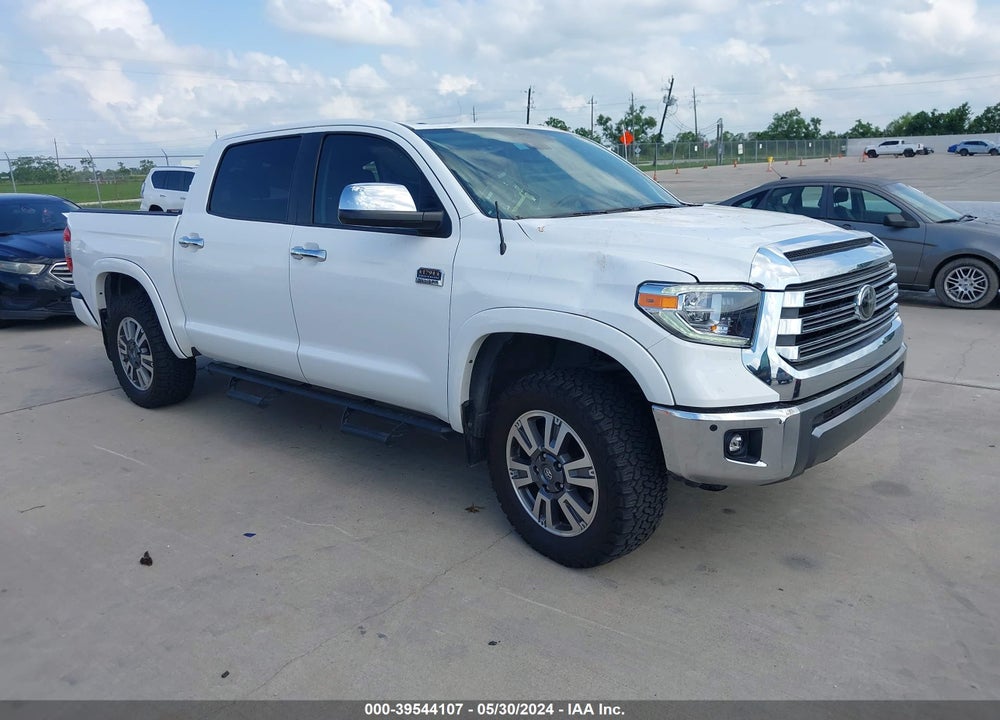 2018 TOYOTA TUNDRA 1794 5.7L V8 VIN: 5TFAW5F18JX706304