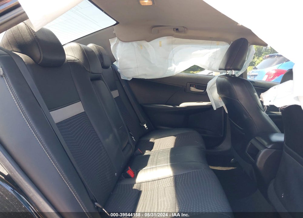 2014 TOYOTA CAMRY SE VIN: 4T1BF1FK2EU823496