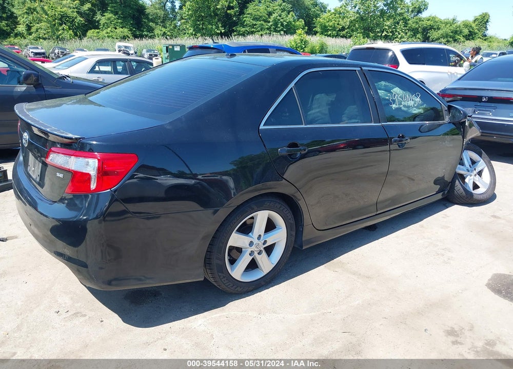 2014 TOYOTA CAMRY SE VIN: 4T1BF1FK2EU823496