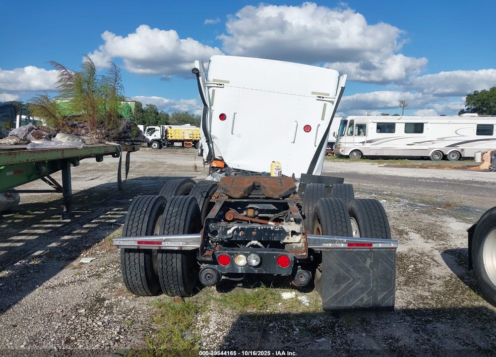 2004 KENWORTH CONSTRUCTION T800 VIN: 1XKDDB9XX4J063418