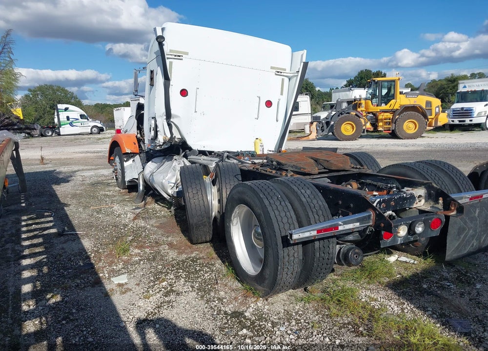 2004 KENWORTH CONSTRUCTION T800 VIN: 1XKDDB9XX4J063418