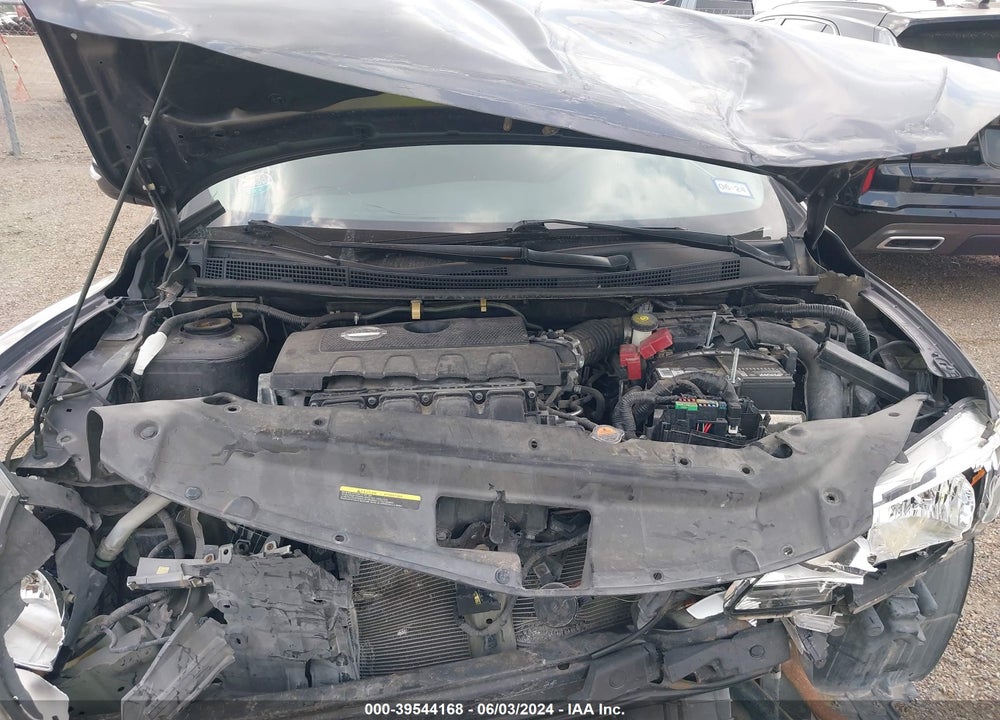2015 NISSAN SENTRA SR VIN: 3N1AB7AP1FY270729