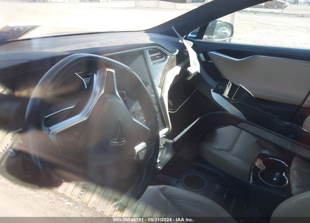 2014 TESLA MODEL S P85D VIN: 5YJSA1H28EFP63023