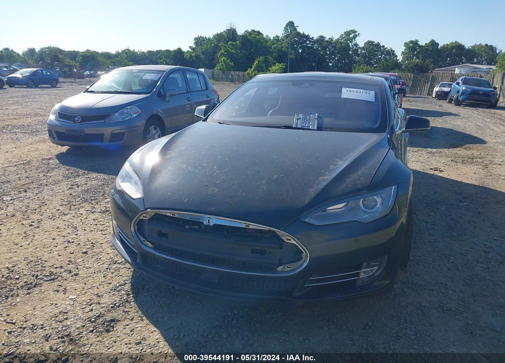 2014 TESLA MODEL S P85D VIN: 5YJSA1H28EFP63023