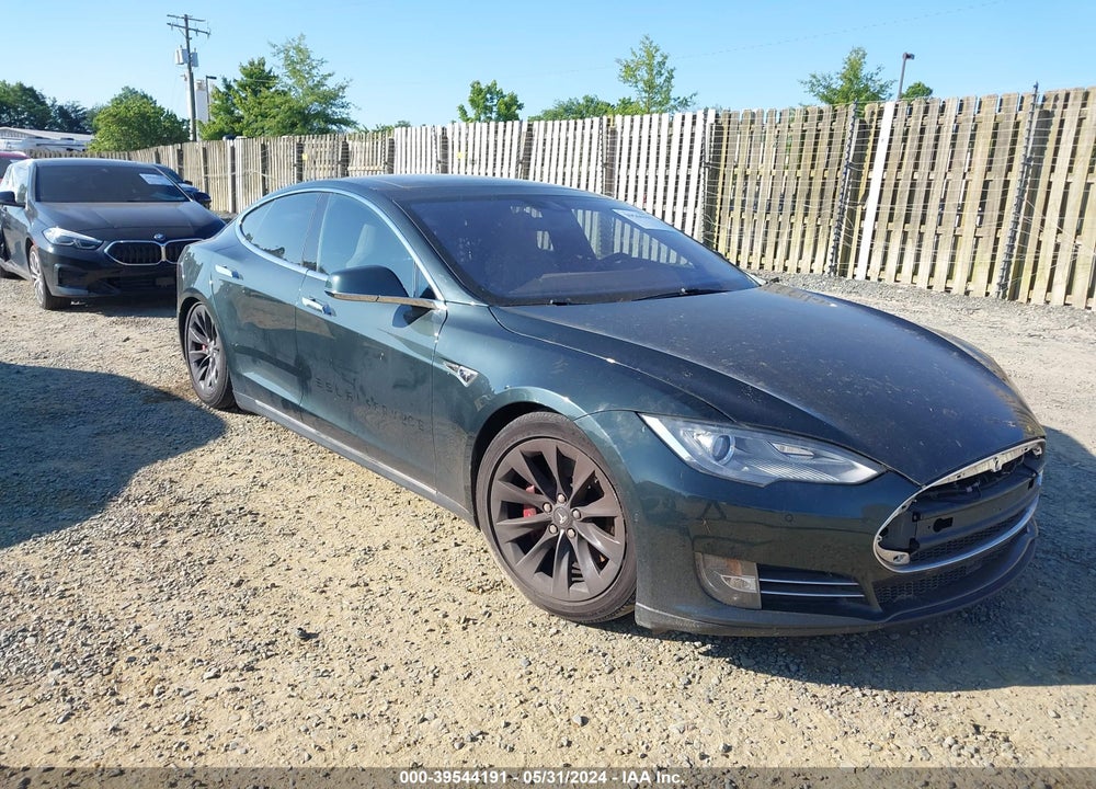 2014 TESLA MODEL S P85D VIN: 5YJSA1H28EFP63023