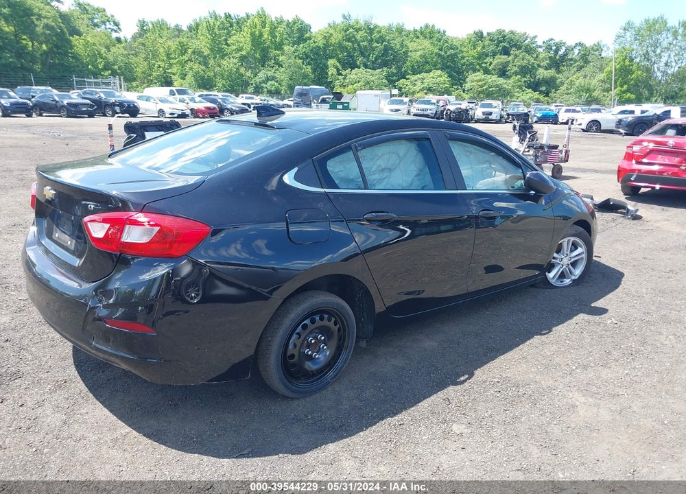 2017 CHEVROLET CRUZE LT AUTO VIN: 1G1BE5SM9H7185622