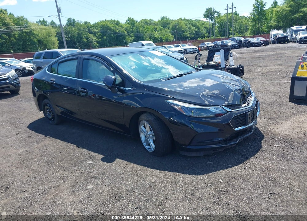 2017 CHEVROLET CRUZE LT AUTO VIN: 1G1BE5SM9H7185622