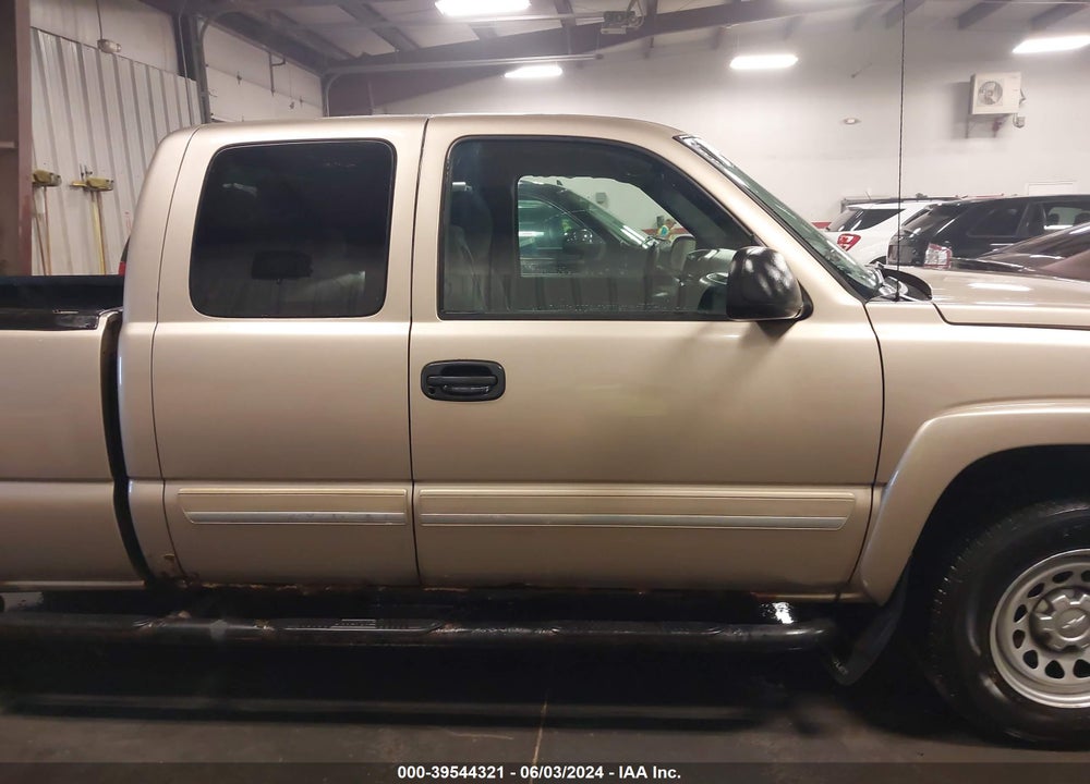 2004 CHEVROLET SILVERADO 1500 Z71 VIN: 2GCEK19T141261022
