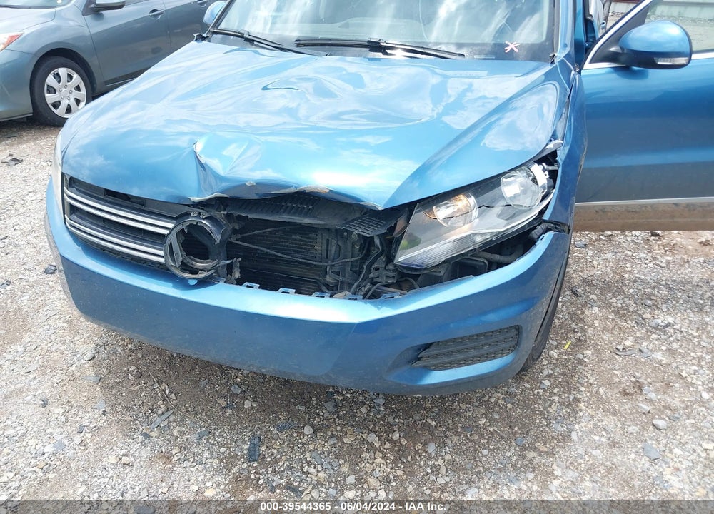 2017 VOLKSWAGEN TIGUAN 2.0T WOLFSBURG EDITION VIN: WVGRV7AX7HK020514