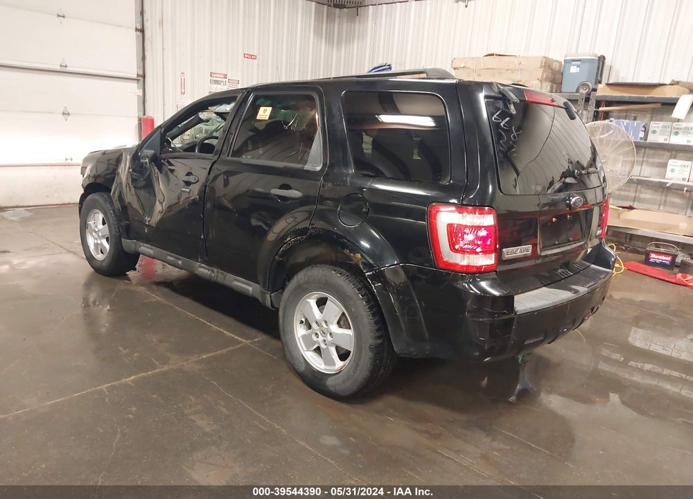 2010 FORD ESCAPE XLT VIN: 1FMCU9D77AKC28480