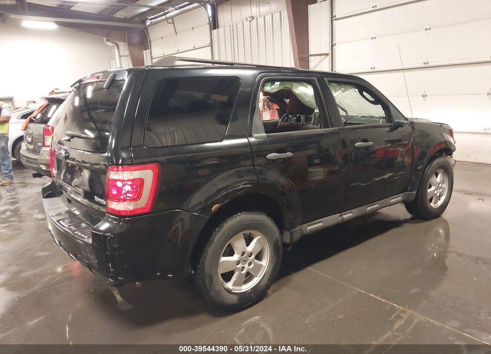 2010 FORD ESCAPE XLT VIN: 1FMCU9D77AKC28480