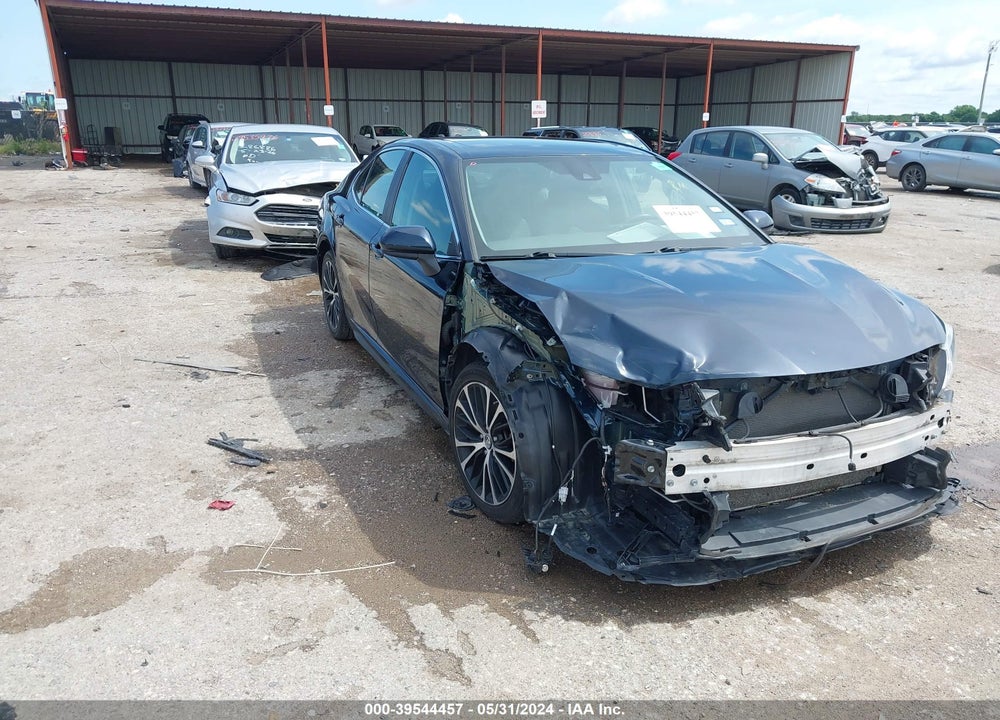 2019 TOYOTA CAMRY SE VIN: 4T1B11HK2KU704824