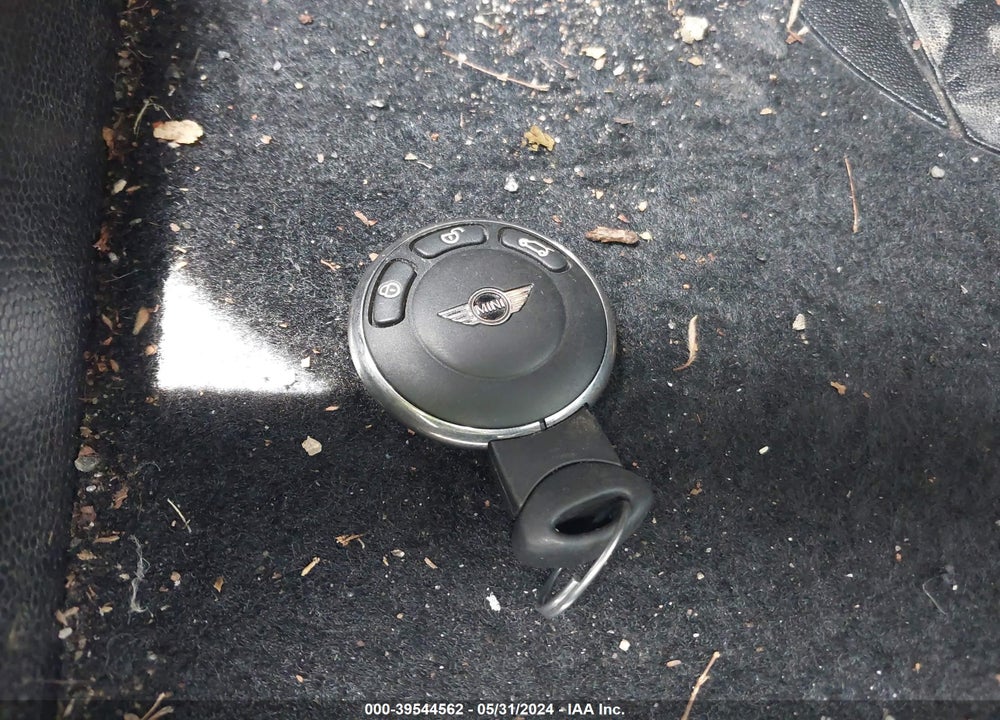 2014 MINI COUNTRYMAN COOPER VIN: WMWZB3C52EWR38402