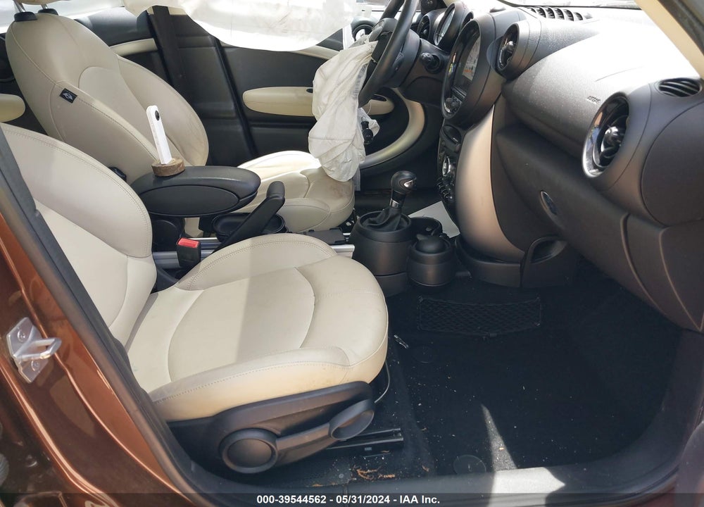 2014 MINI COUNTRYMAN COOPER VIN: WMWZB3C52EWR38402