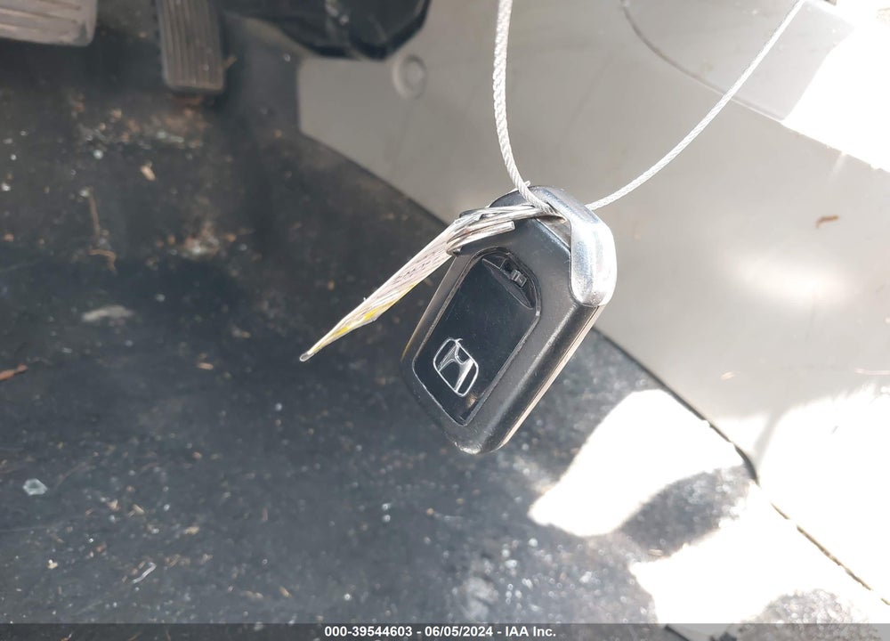 2015 HONDA CIVIC EX VIN: 19XFB2F84FE011564