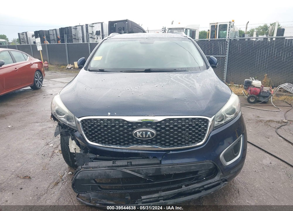 2018 KIA SORENTO 3.3L LX VIN: 5XYPGDA56JG391162