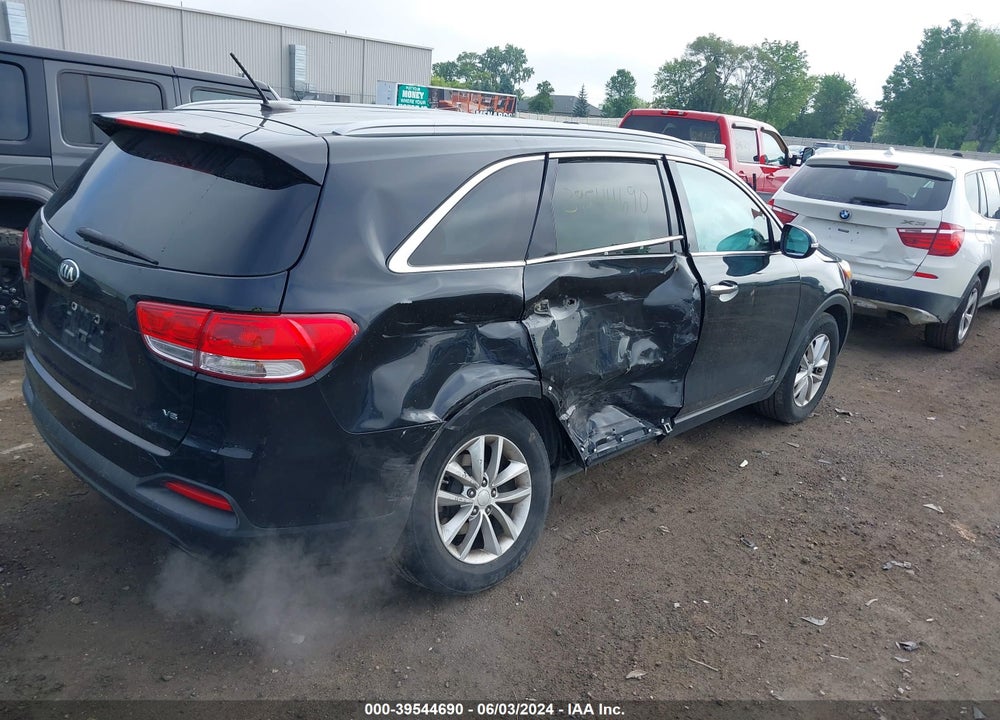 2017 KIA SORENTO 3.3L LX VIN: 5XYPGDA58HG191703
