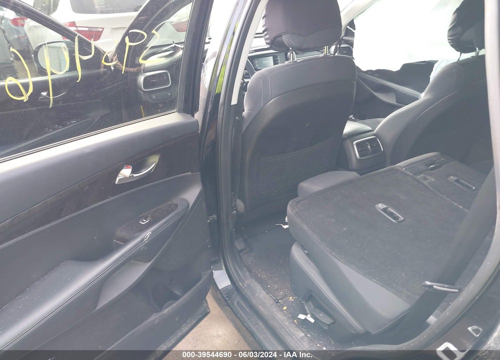 2017 KIA SORENTO 3.3L LX VIN: 5XYPGDA58HG191703