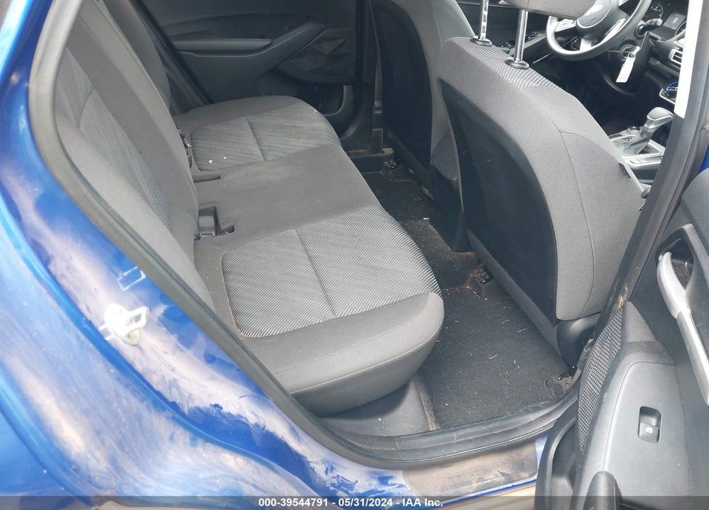 2021 KIA SELTOS LX VIN: KNDEPCAA7M7210988