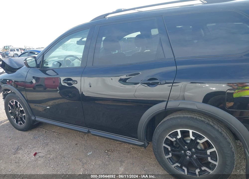2019 NISSAN PATHFINDER SV VIN: 5N1DR2MM2KC624895