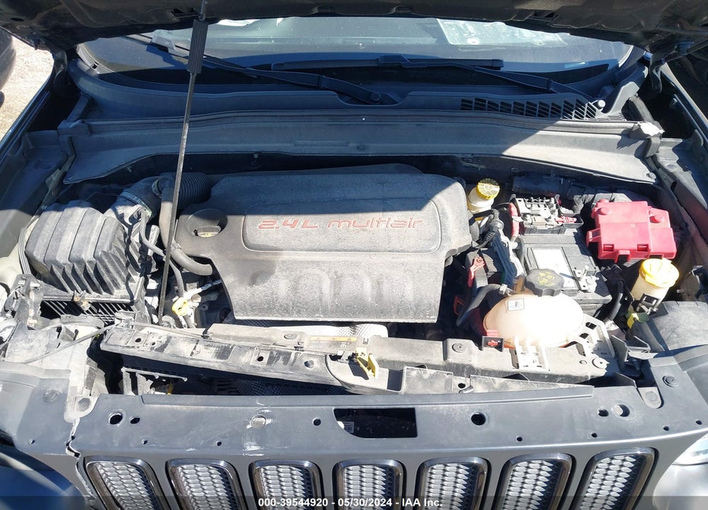 2018 JEEP RENEGADE ALTITUDE FWD VIN: ZACCJABB8JPH26781