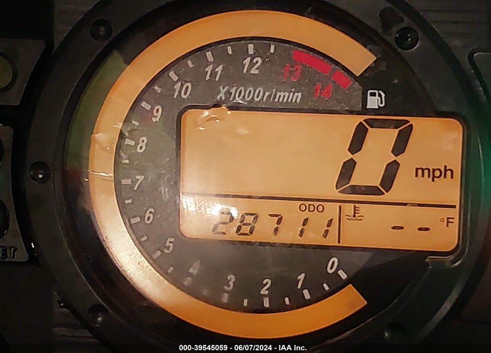 2004 KAWASAKI NINJA ZX 10R VIN: JKAZXCC164A012480