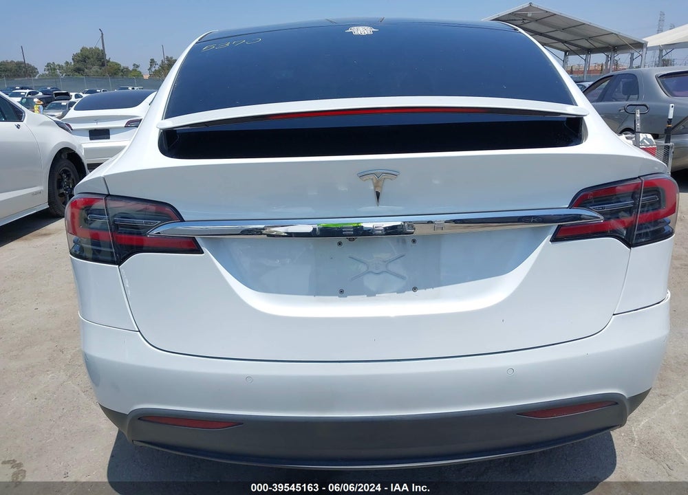 2016 TESLA MODEL X 60D/70D/75D/90D VIN: 5YJXCAE24GF023704