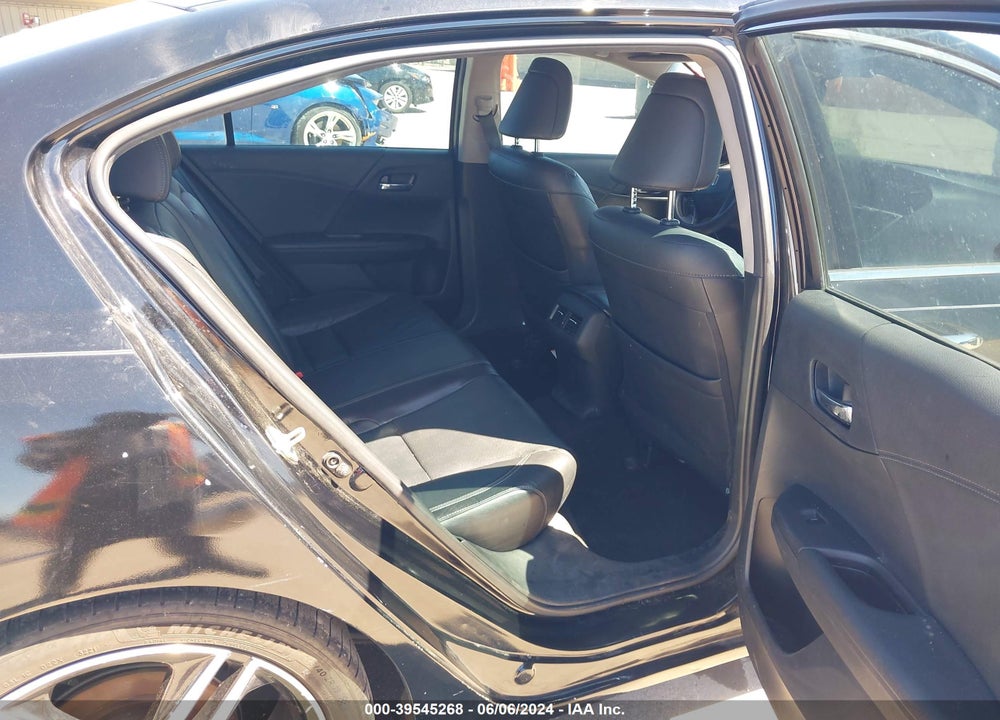 2015 HONDA ACCORD EX-L V-6 VIN: 1HGCR3F83FA035914