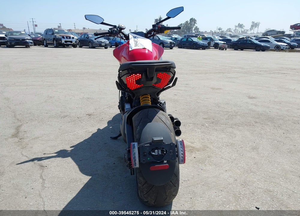2023 DUCATI DIAVEL V4 VIN: ZDMGAR1W4PB000718