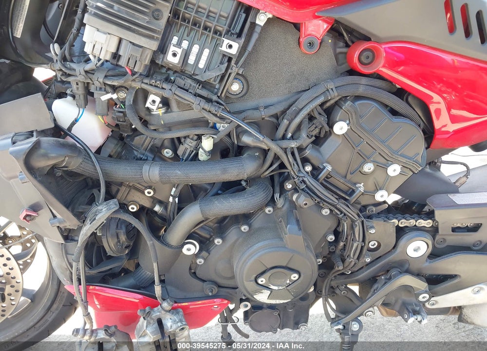 2023 DUCATI DIAVEL V4 VIN: ZDMGAR1W4PB000718