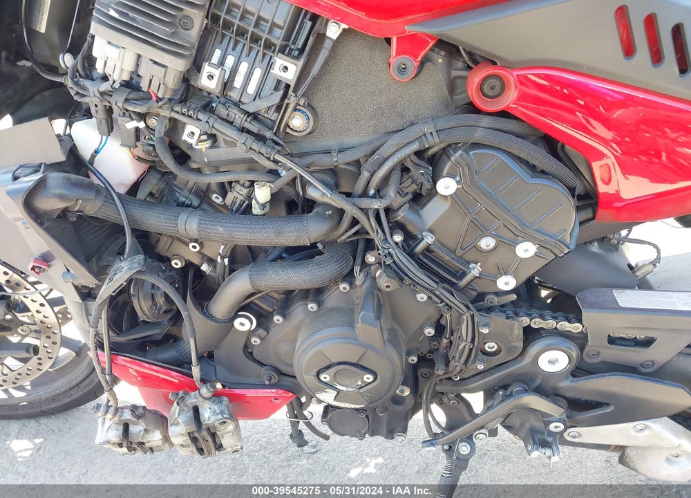 2023 DUCATI DIAVEL V4 VIN: ZDMGAR1W4PB000718