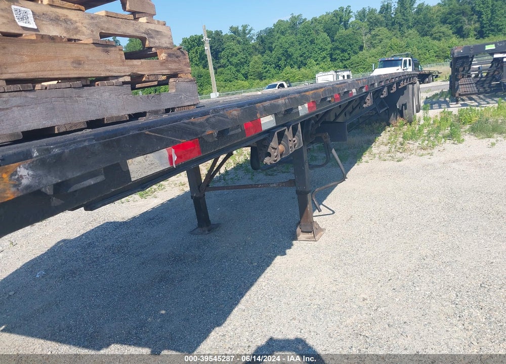 1998 TRANSCRAFT CORP TRAILER VIN: 1TTF48204W1055701