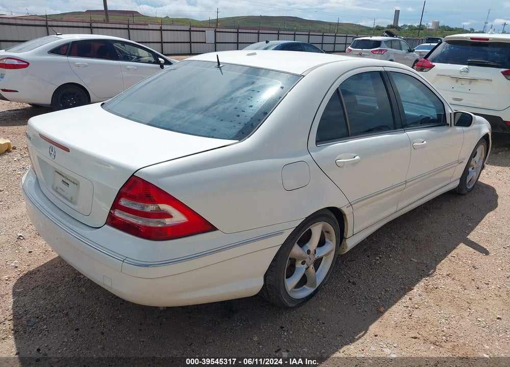 2006 MERCEDES-BENZ C 230 SPORT VIN: WDBRF52H16F828598