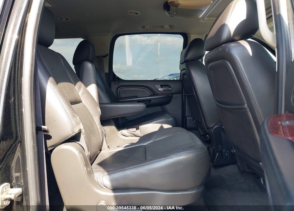 2013 CADILLAC ESCALADE ESV LUXURY VIN: 1GYS3HEF8DR356414