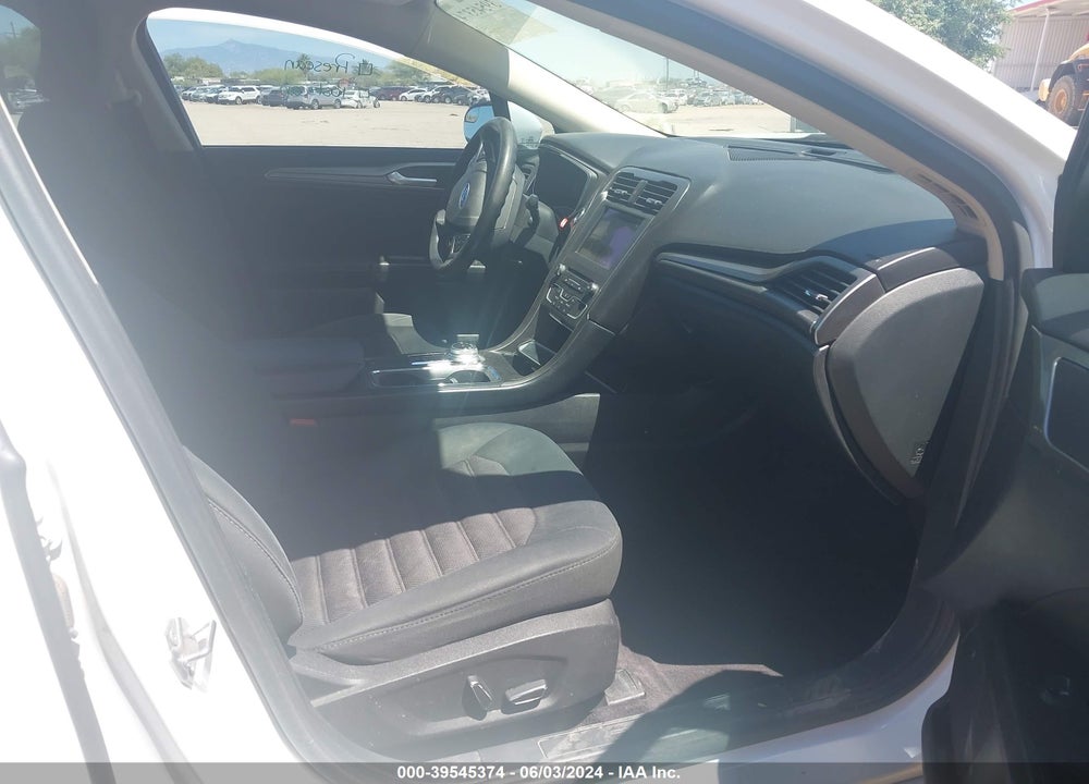 2017 FORD FUSION SE VIN: 3FA6P0H73HR201349