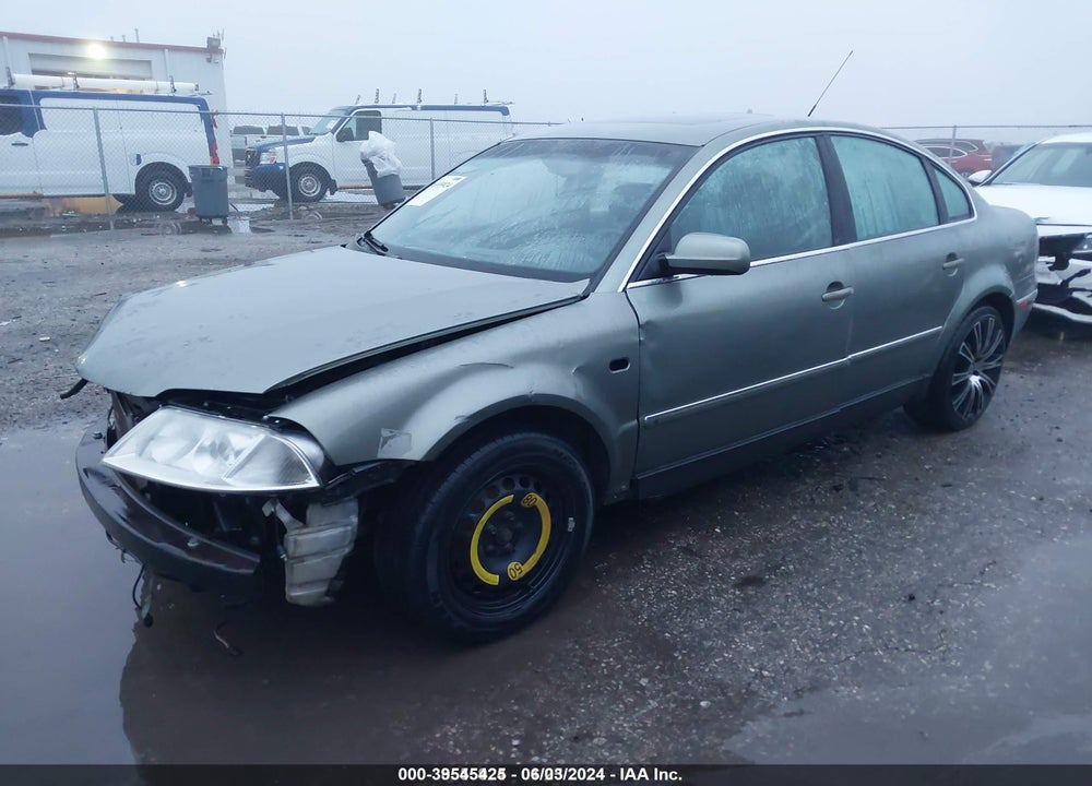 2002 VOLKSWAGEN PASSAT GLX VIN: WVWRH63B72P362790