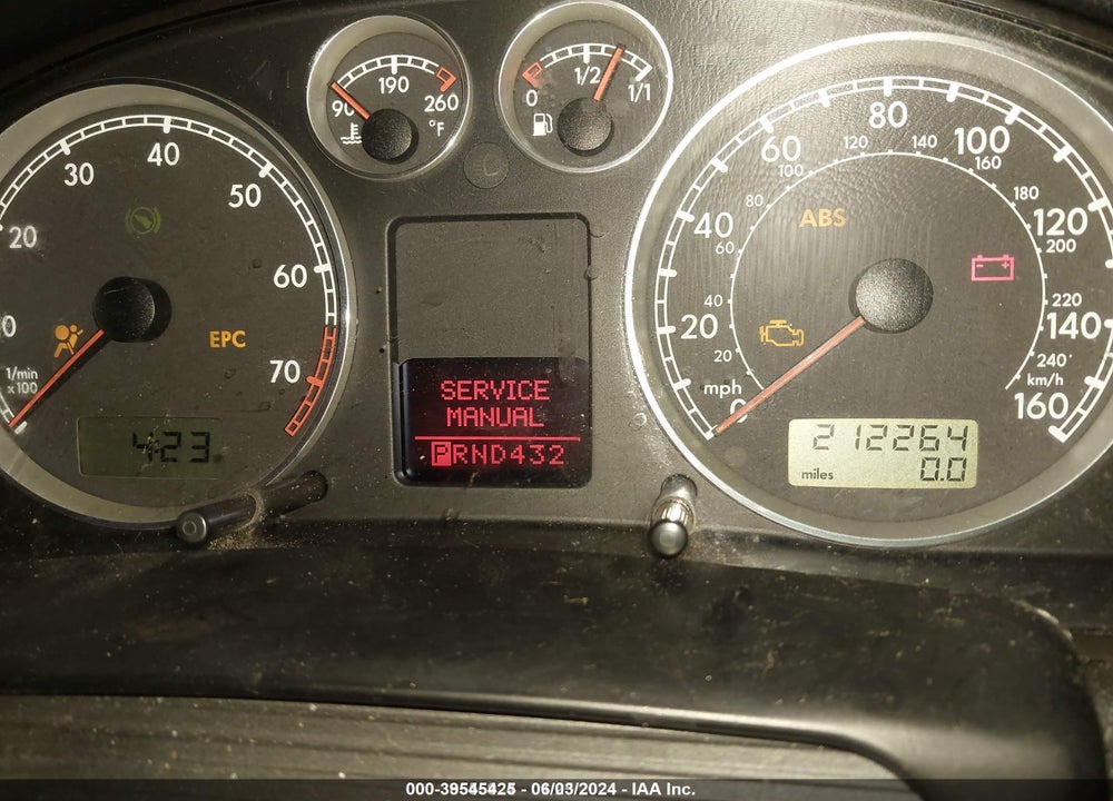 2002 VOLKSWAGEN PASSAT GLX VIN: WVWRH63B72P362790